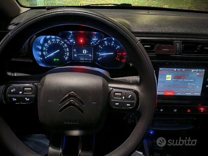 Usata Citroën C3 Feel 102 CV (75 kW) 2022 Bianco Utilitaria