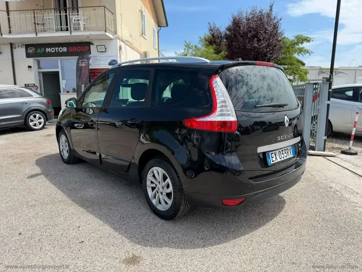 Usata Renault Scenic E-Tech LIMITED 110 CV (80 kW) 2015 Other Monovolume