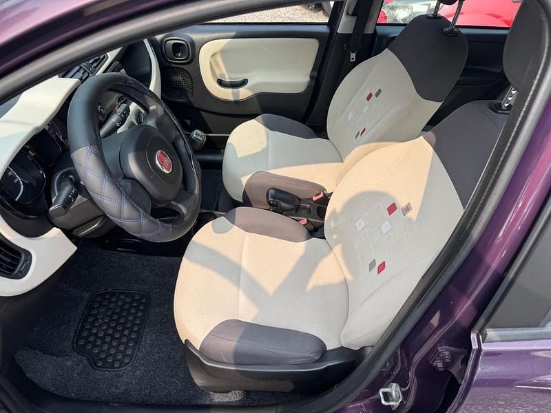 Usata Fiat Panda Easy 75 CV (55 kW) 2012 Viola Utilitaria