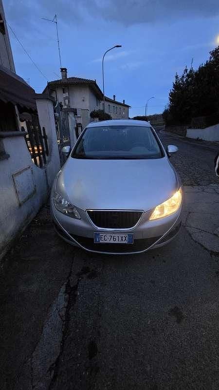 Usata Seat Ibiza Style 90 CV (66 kW) 2010 Berlina