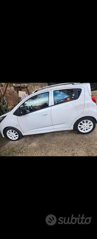 Usata 2014 Chevrolet Spark Utilitaria | 4500 € (Buon prezzo) - Immagine 1/4