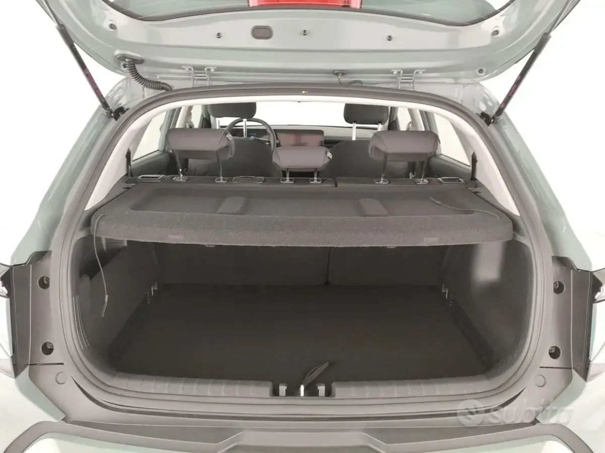 Nuova Kia Stonic Urban 100 CV (73 kW) 2026 Verde SUV