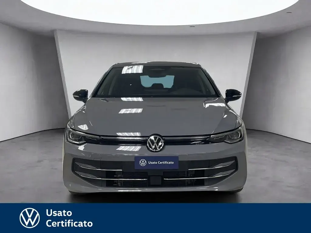 Usata VW Golf VIII Style 150 CV (110 kW) 2025 Grigio pastello Berlina