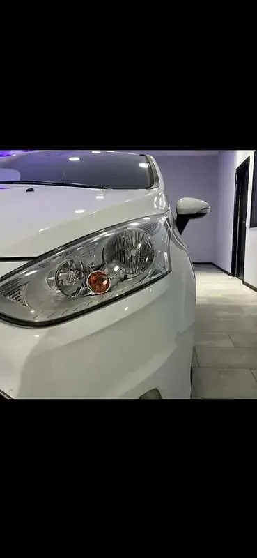Usata Ford B-MAX Titanium X 101 CV (74 kW) 2017 Monovolume