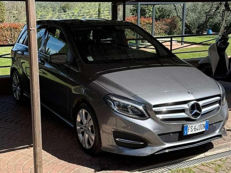 Occasion Mercedes B180 109 PK (80 kW) 2018 Bruin MPV