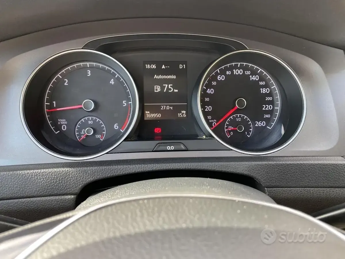 Usata VW Golf VII 110 CV (80 kW) 2016 Grigio Berlina