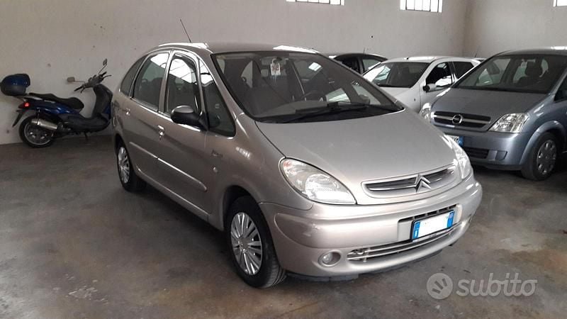 Usata Citroën Xsara 2003 Grigio Monovolume