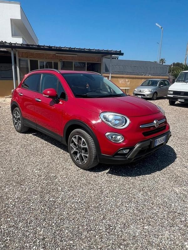Usata Fiat 500X Cross 140 CV (102 kW) 2018 Rosso SUV