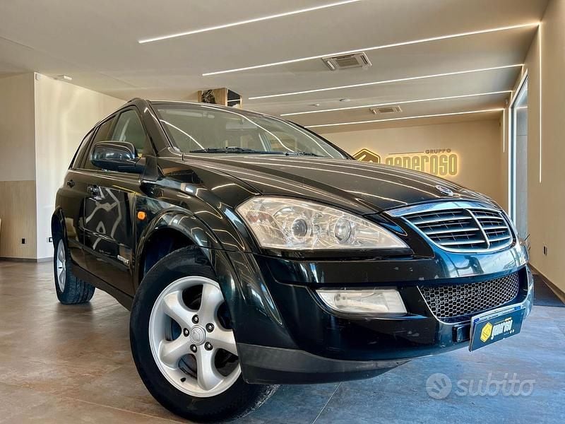 Usata SsangYong Kyron 141 CV (103 kW) 2010 Nero SUV