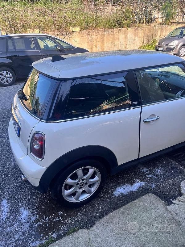 Usata Mini ONE 95 CV (69 kW) 2009 Utilitaria