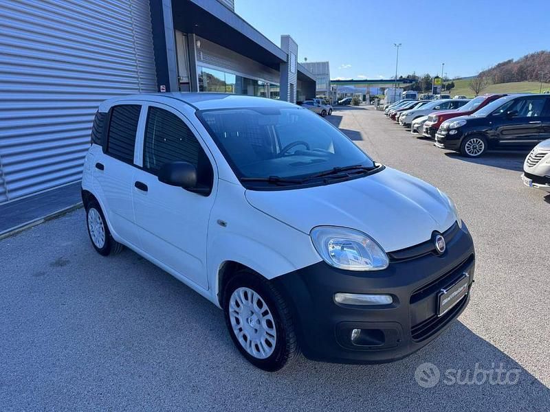 Usata Fiat Panda Pop 80 CV (58 kW) 2016 Bianco Utilitaria