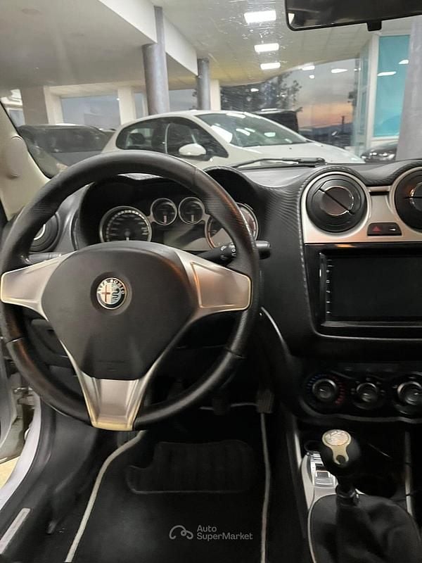 Usata Alfa Romeo MiTo 95 CV (69 kW) 2010 Gray Utilitaria