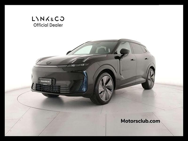 Nero Nuova 2025 Lynk & Co 08 SUV | 45.733 € - Immagine 1/4