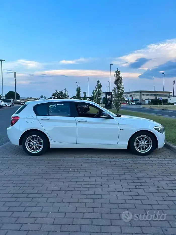 Usata BMW 116 Sport Line 116 CV (85 kW) 2013 Bianco Utilitaria