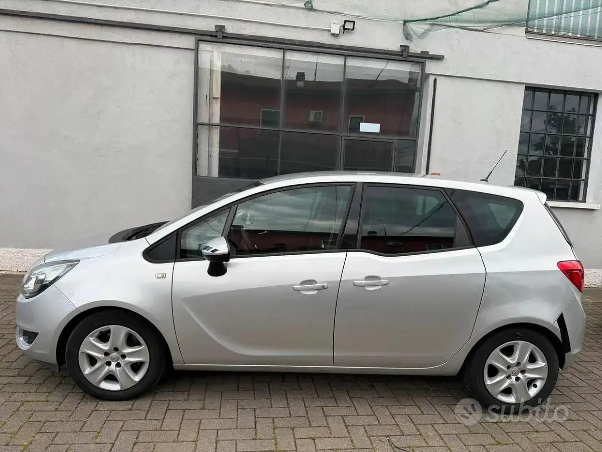 Gebraucht Opel Meriva S 110 PS (80 kW) 2014 Grau Van / Kleinbus