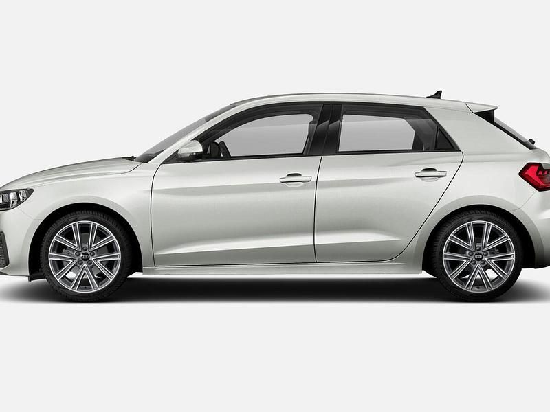 Nuova Audi A1 Sportback Business 116 CV (85 kW) 2025 Argento Utilitaria