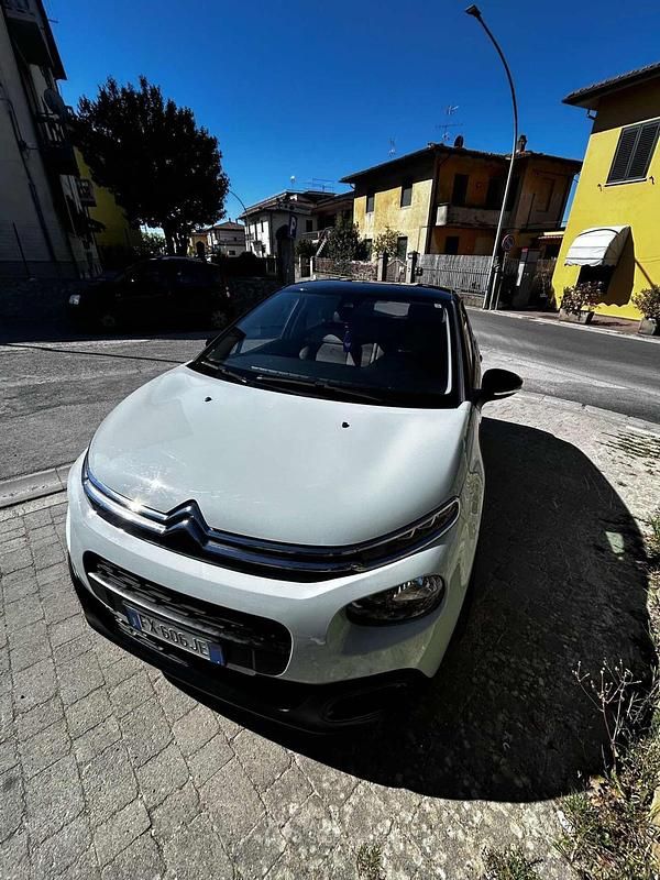 Usata Citroën C3 PureTech 110 CV (80 kW) 2019 Blu Utilitaria