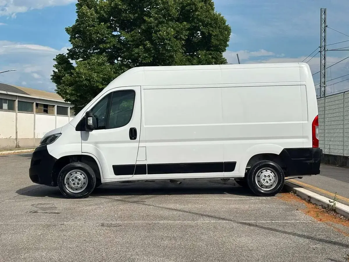 Usata Citroën Jumper 131 CV (96 kW) 2023 Bianco Monovolume