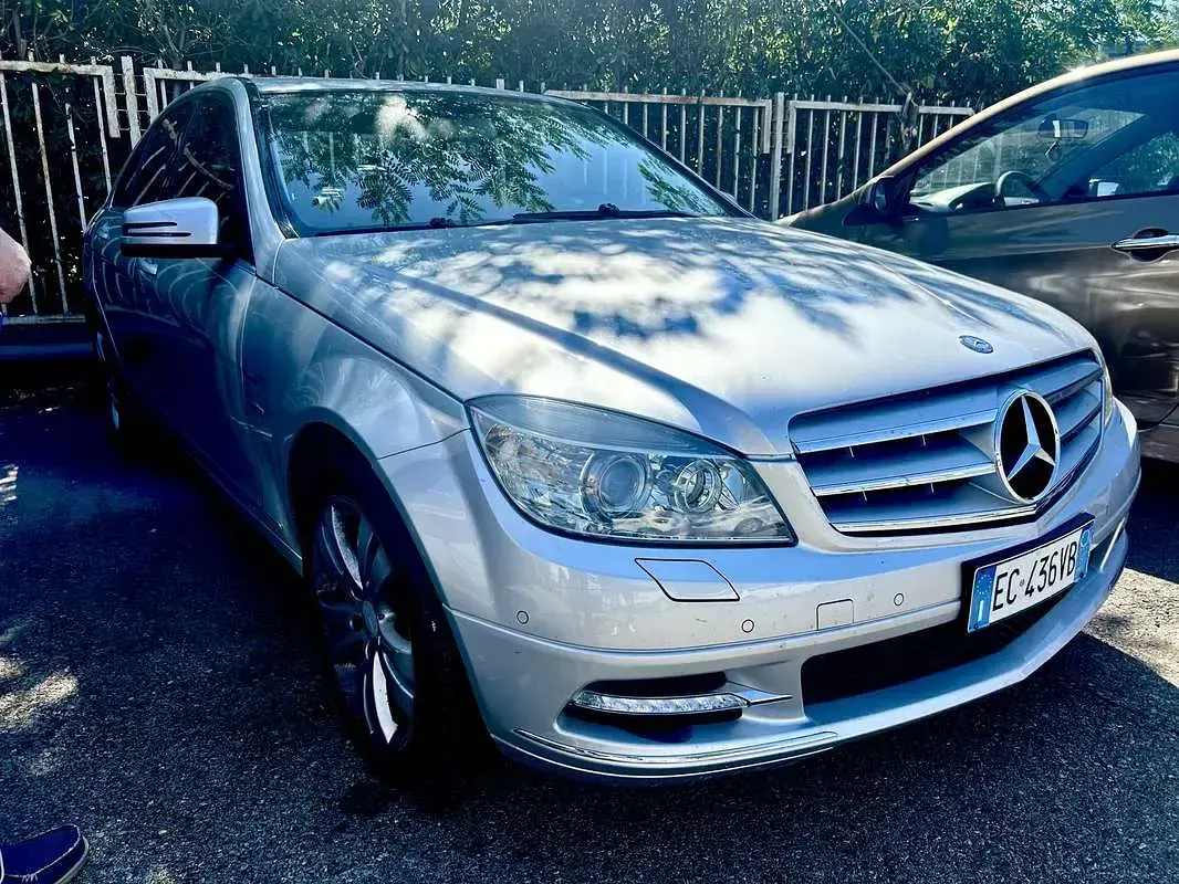 Usata Mercedes C220 Avantgarde 170 CV (125 kW) 2010 Berlina