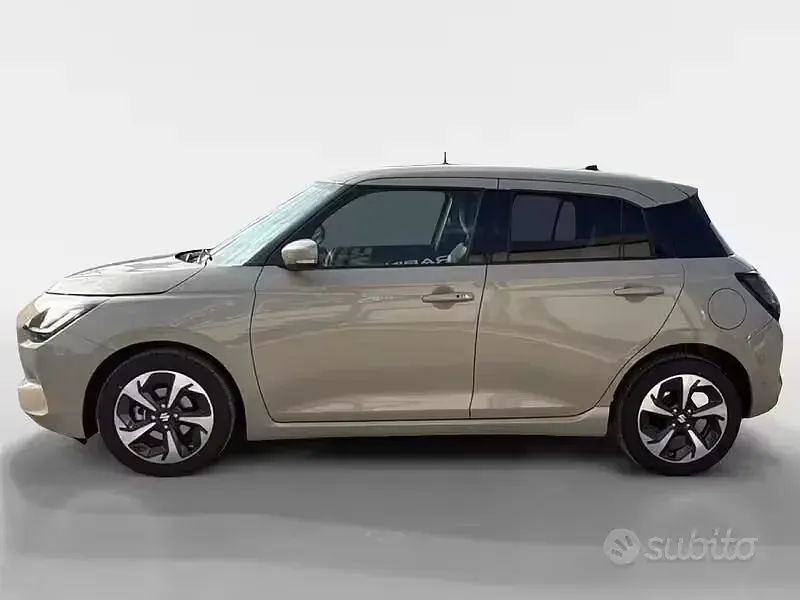 Usata Suzuki Swift 83 CV (61 kW) 2025 Beige Utilitaria