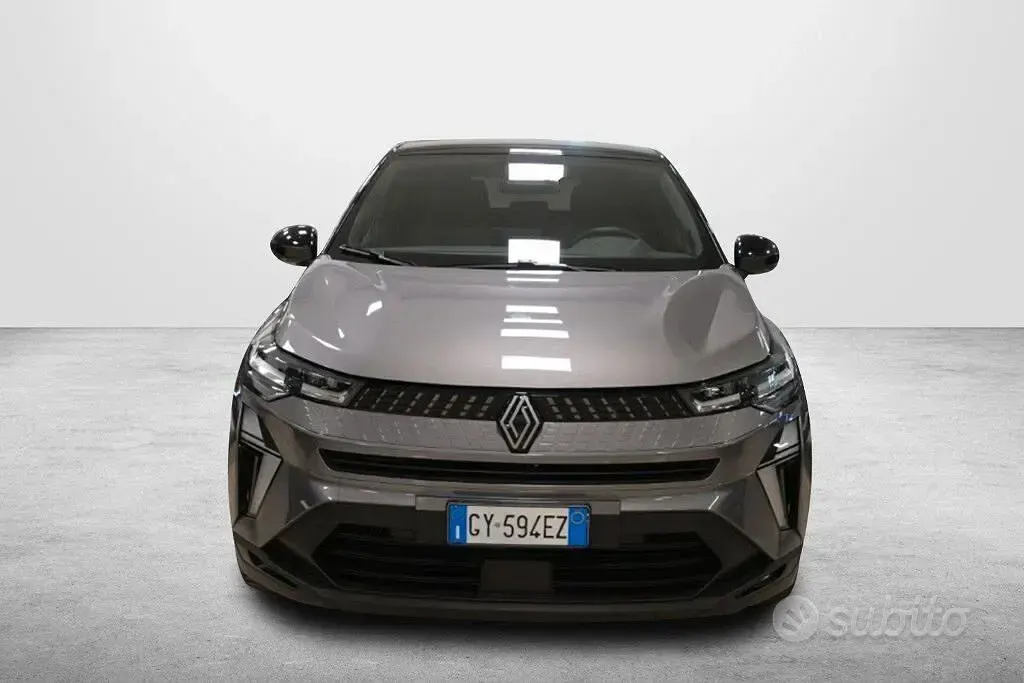 Usata Renault Captur Techno 91 CV (66 kW) 2025 Grigio SUV