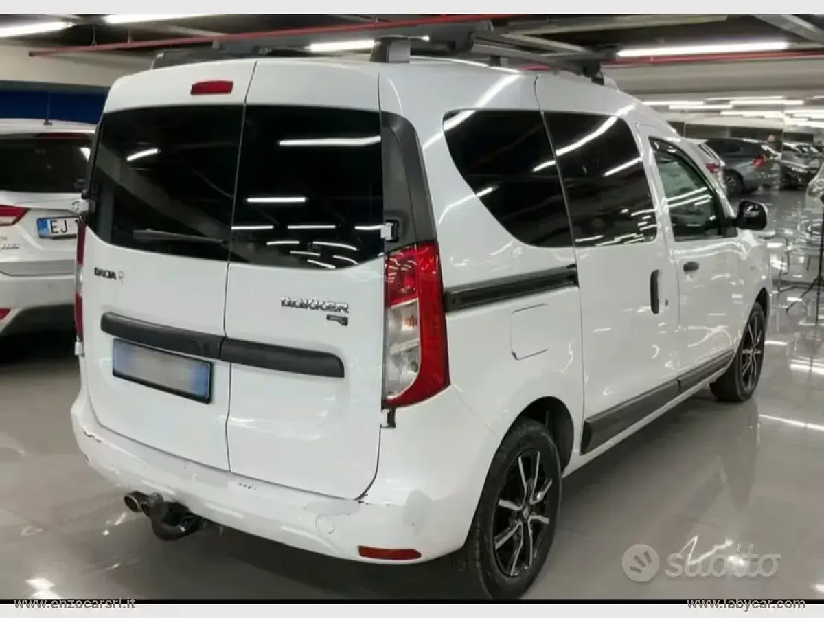 Usata Dacia Dokker Lauréate 75 CV (55 kW) 2018 Bianco Monovolume