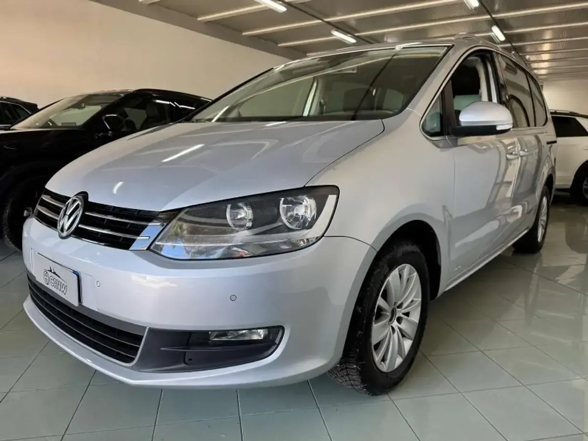 Usata VW Sharan Comfortline 140 CV (102 kW) 2015 Argento Monovolume