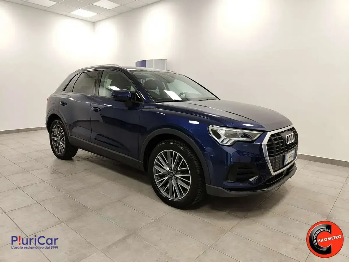 Usata Audi Q3 150 CV (110 kW) 2022 Blu/azzurro SUV