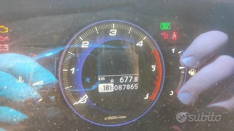 Nero Usata 2008 Honda Civic Elegance Tre volumi | 4900 € (Buon prezzo) - Immagine 1/4