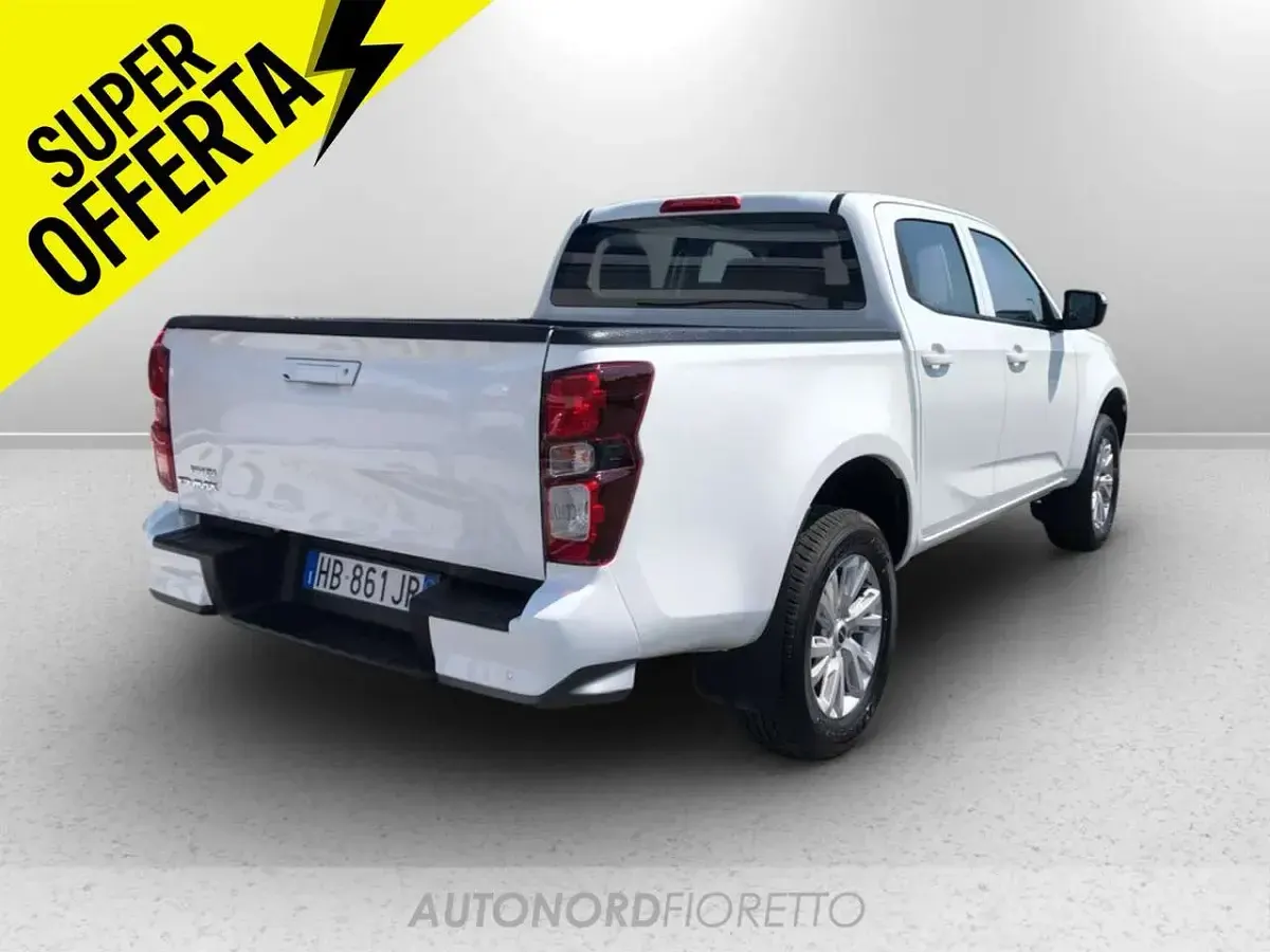 Usata Isuzu D-Max 165 CV (121 kW) 2025 Bianco Pick-up