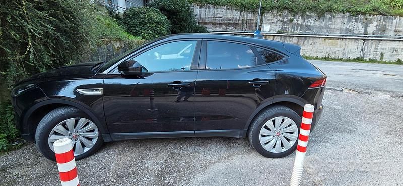 Usata Jaguar E-Pace R-Dynamic 200 CV (147 kW) 2018 Nero SUV