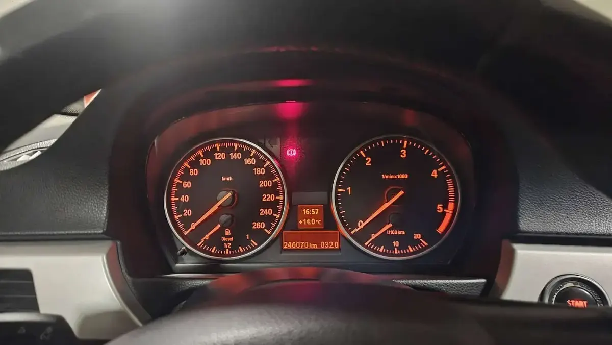 Usata BMW 320 Comfort Edition 177 CV (130 kW) 2009 Argento Station wagon