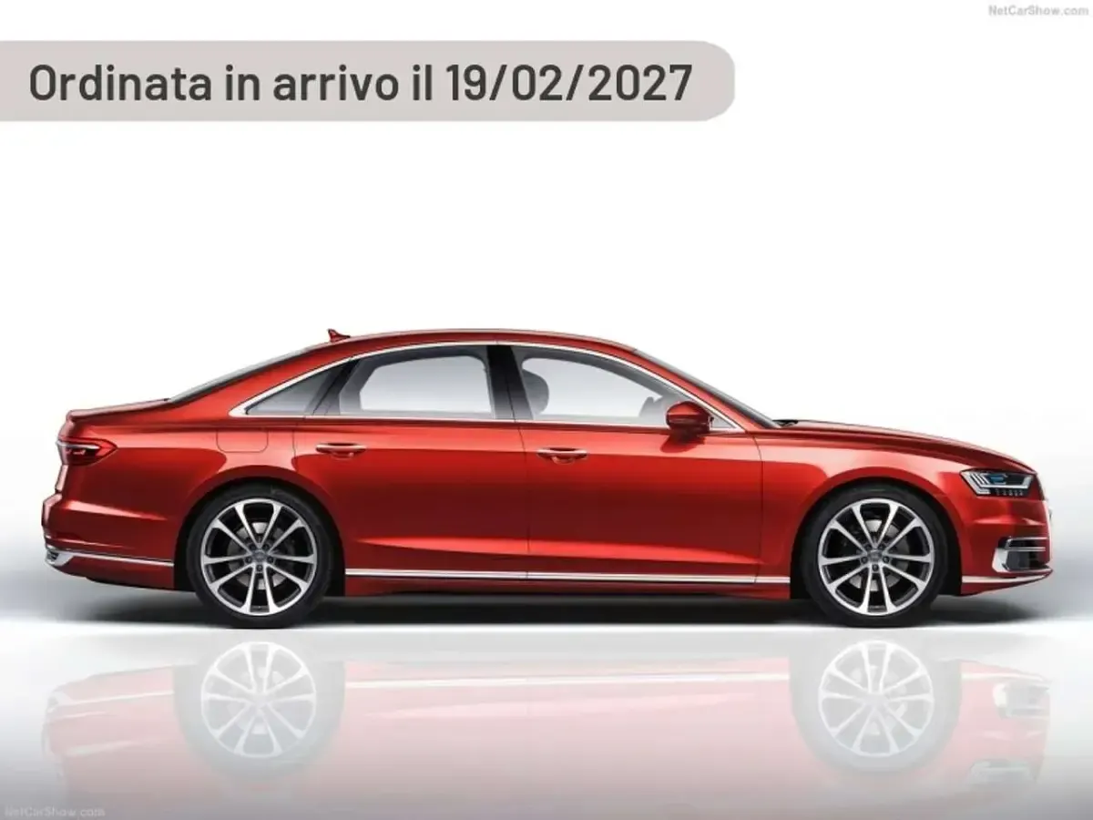 Nuova Audi A8 449 CV (330 kW) 2026 Argento Berlina