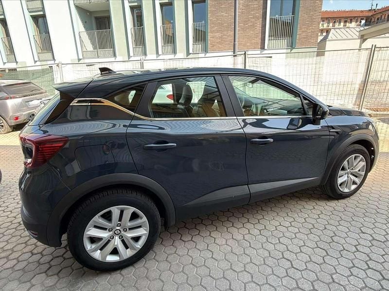 Usata Renault Captur Zen 101 CV (74 kW) 2022 Blu/azzurro SUV