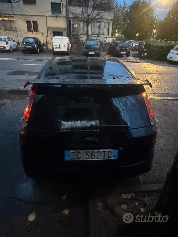 Usata Ford Fiesta 2006 Nero Berlina