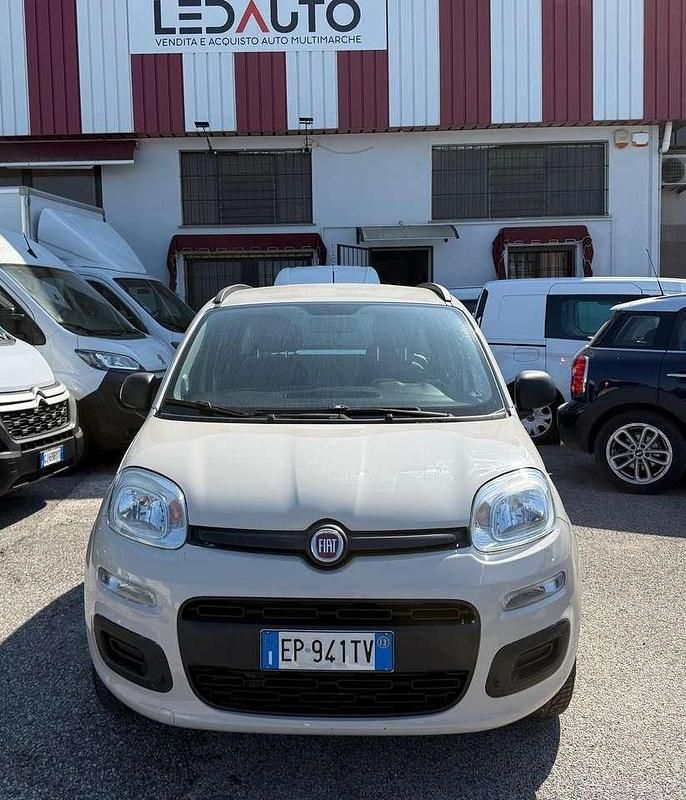 Usata Fiat Panda 80 CV (58 kW) 2013 Beige metalizzato Utilitaria