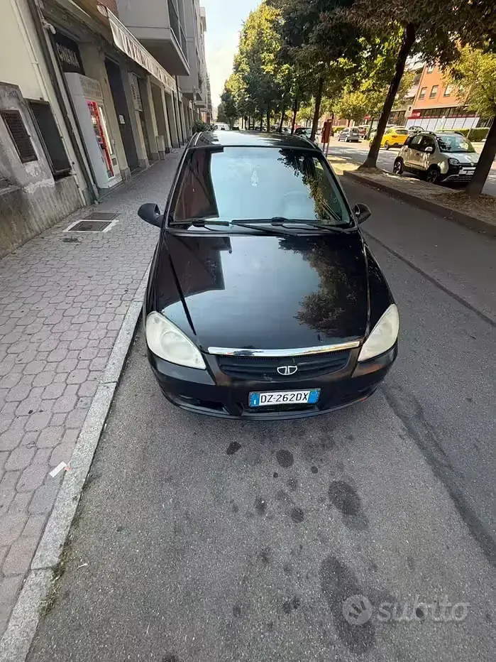 Usata Tata Indica 85 CV (62 kW) 2009 Nero Berlina