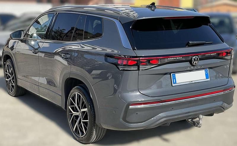 Usata VW Tayron Elegance 150 CV (110 kW) 2025 Dolphin grey metallizzato SUV