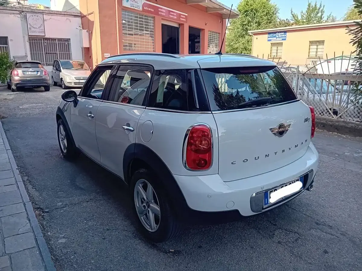 Usata Mini One D Countryman 90 CV (66 kW) 2013 Bianco SUV