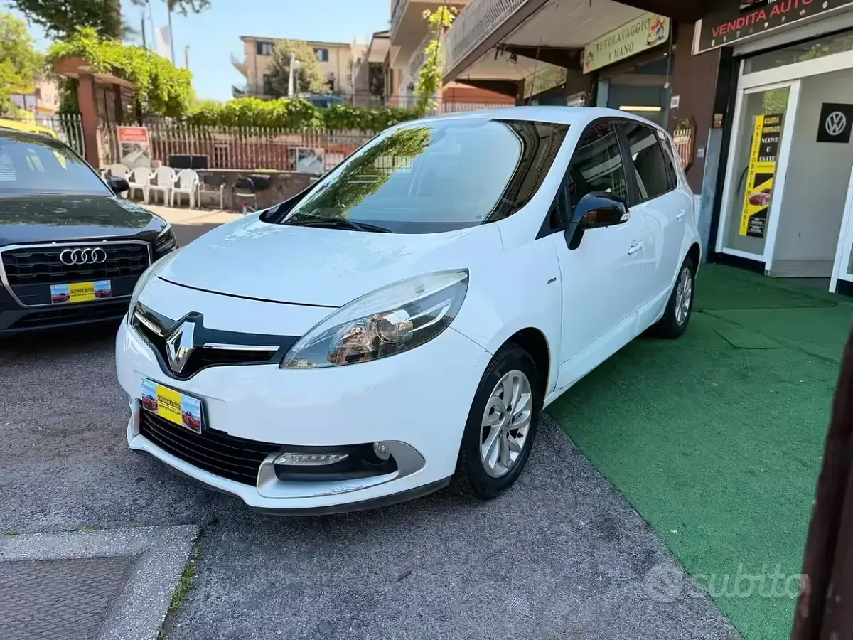 Usata Renault Scenic E-Tech LIMITED 110 CV (80 kW) 2015 Bianco Monovolume