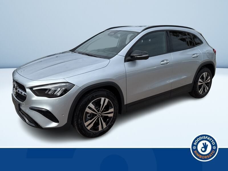 Argento metallizzato Usata 2024 Mercedes GLA200 Advanced Plus SUV | 43.200 € (Buon prezzo) - Immagine 1/3