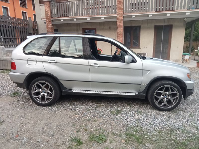 Usata BMW X5 218 CV (160 kW) 2003 Grigio SUV