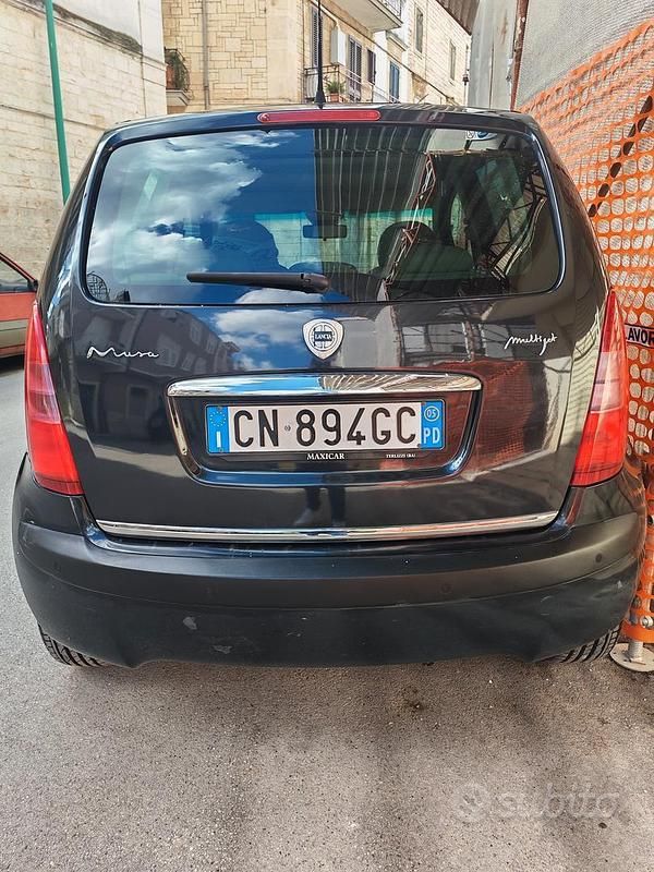 Usata Lancia Musa 2005 Nero Monovolume