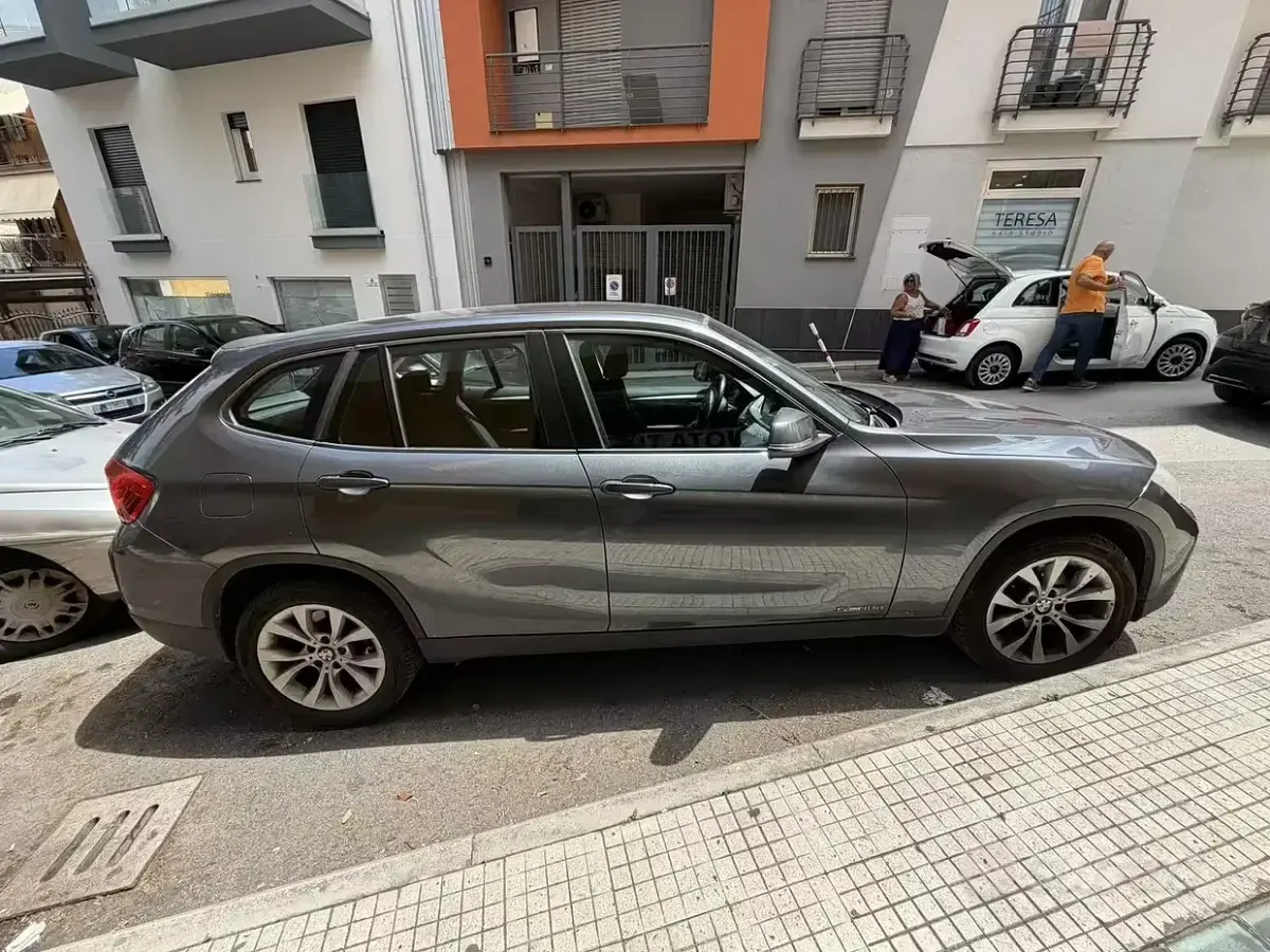 Usata BMW X1 143 CV (105 kW) 2014 Grigio SUV