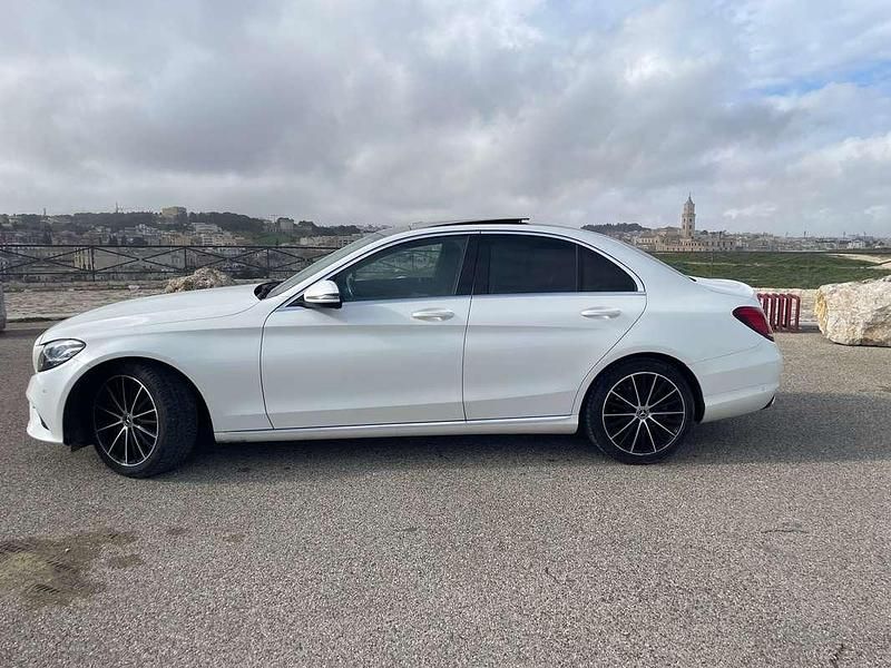 Usata Mercedes C200 160 CV (117 kW) 2019 Bianco Station wagon
