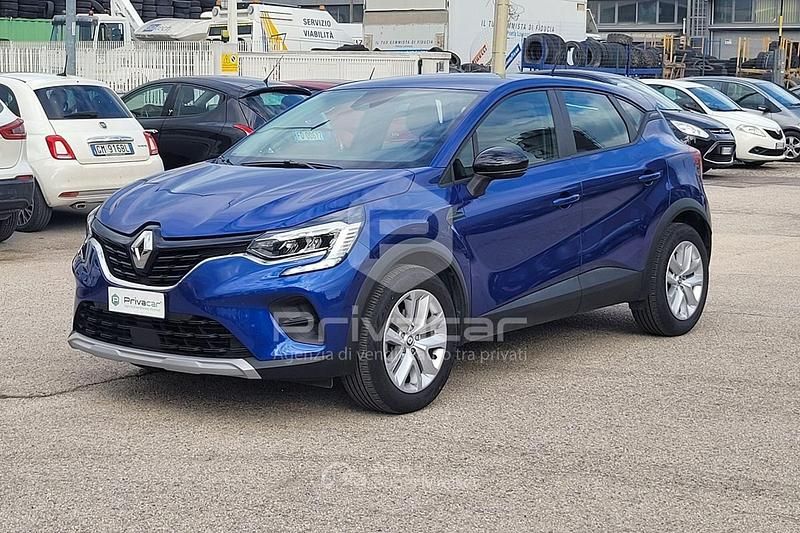 Usata Renault Captur Equilibre 101 CV (74 kW) 2024 Blu SUV