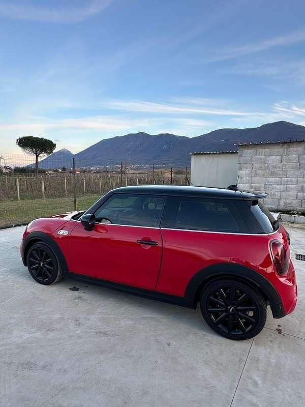 Usata Mini Cooper S Business 178 CV (130 kW) 2020 Rosso Utilitaria