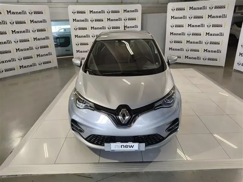 Usata Renault Zoe Intens 100 kW (136 CV) 2021 Grigio chiaro Utilitaria