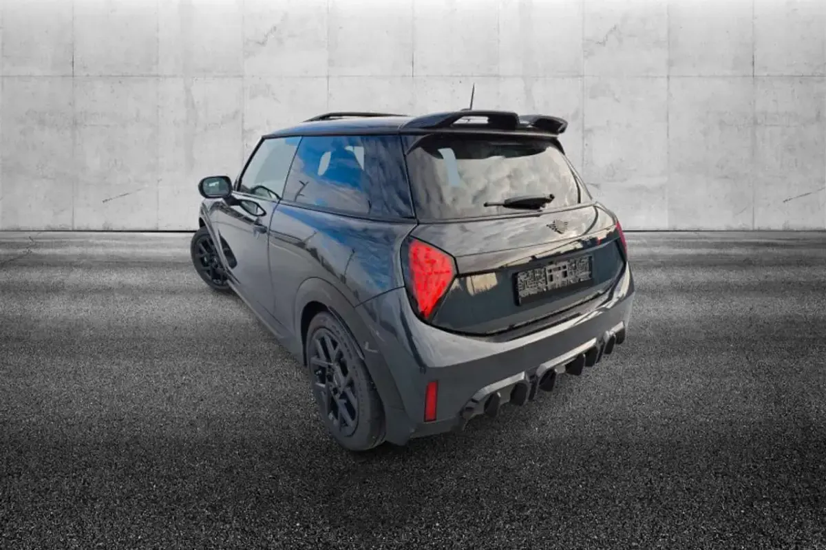 Usata Mini John Cooper Works 204 CV (150 kW) 2024 Grigio Utilitaria
