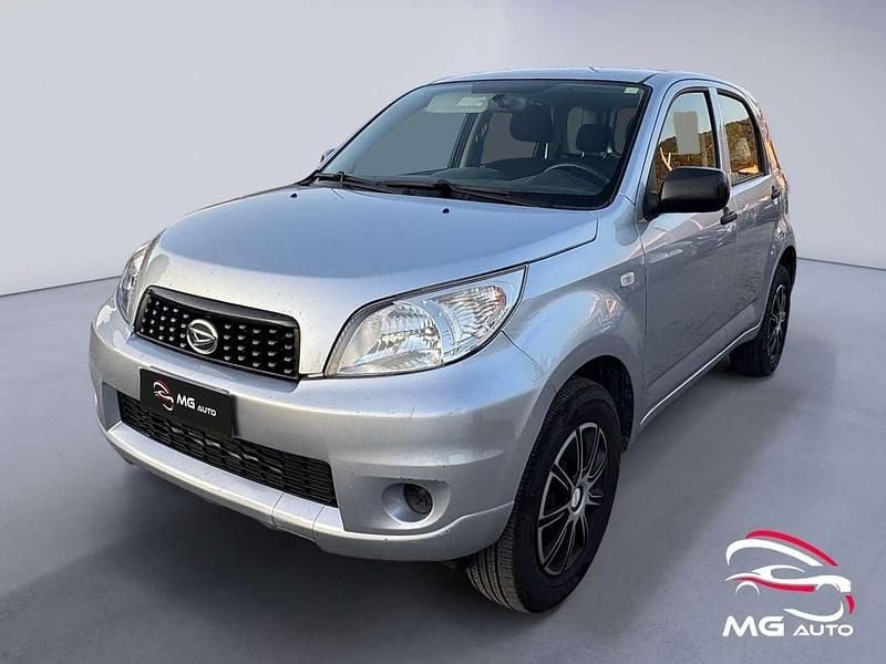 Grigio Usata 2010 Daihatsu Terios HIRO SUV | 7200 € (Buon prezzo) - Immagine 1/4